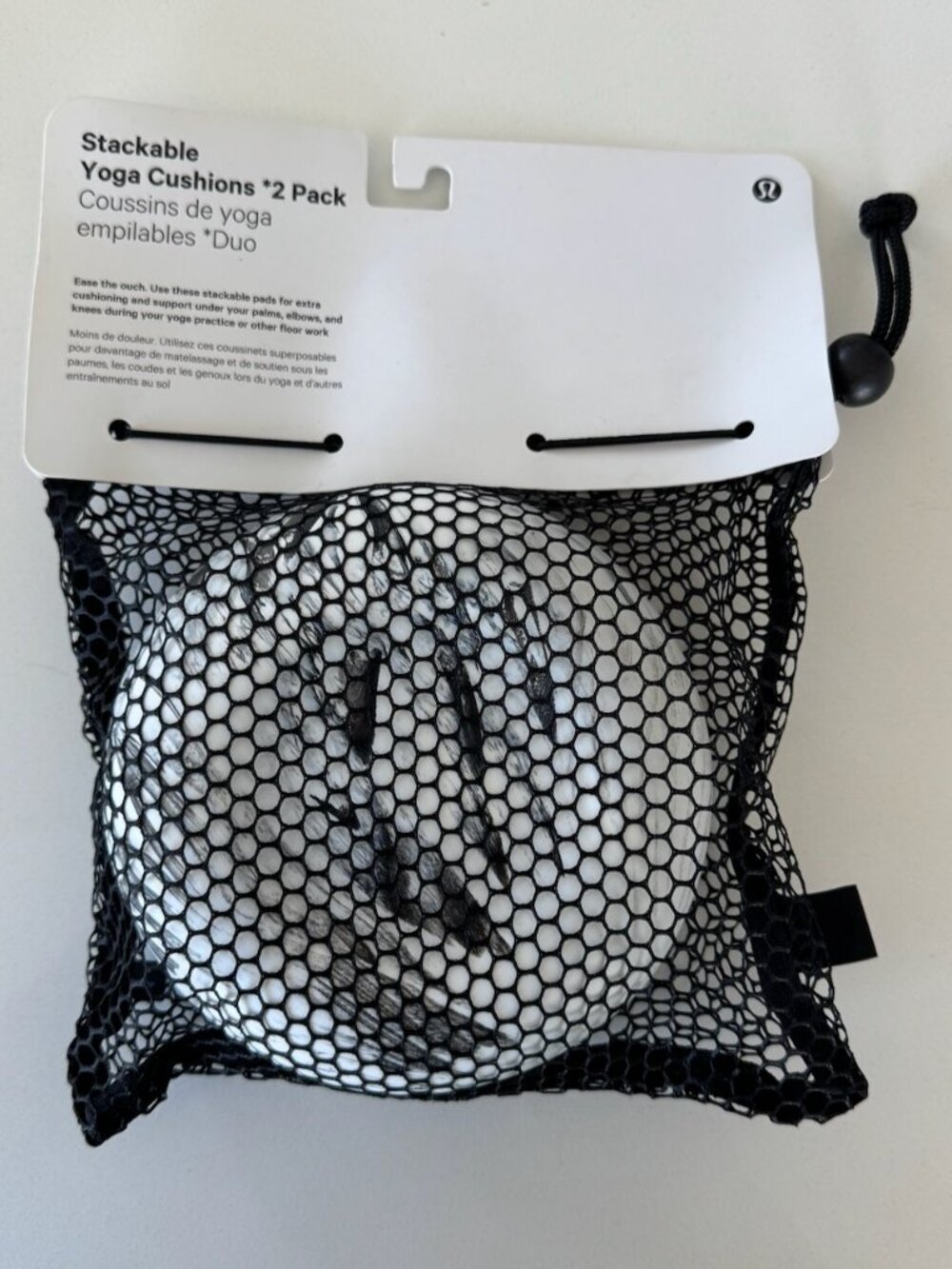 NWT lululemon Stackable Yoga Cushions 2 Pack Black/White